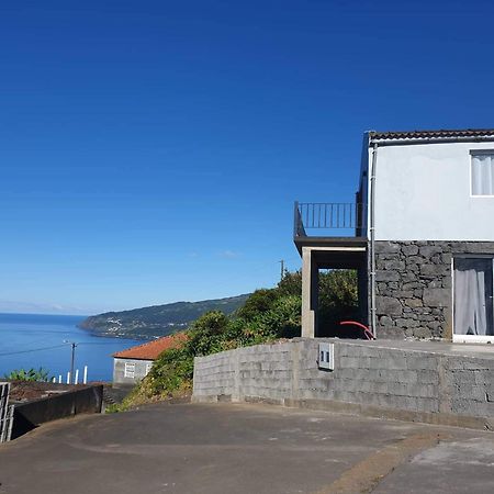 Villa Vigia Dos Machados Lajes do Pico Esterno foto